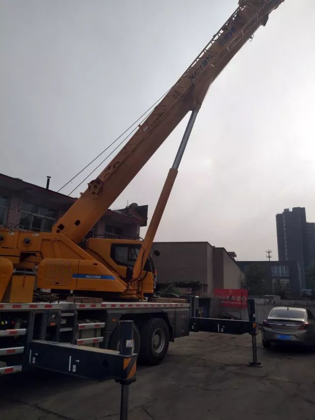 設(shè)備搬運(yùn)吊裝常用的起重機(jī)該如何省油？